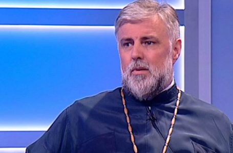 Episkop Grigorije: Dodela ordena Vučiću greška koja ne poštuje veličinu jubileja
