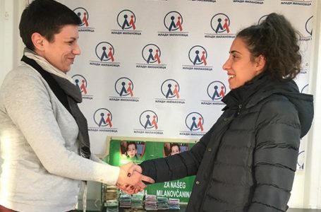 Uručen novac prikupljen za lečenje malog Petra