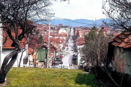 Oblačno, vetrovito i još toplije, uveče kratkotrajni pljuskovi