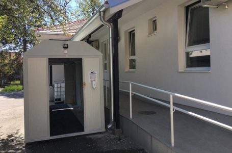 Papir Print donirao tunel za dezinfekciju Opštoj bolnici