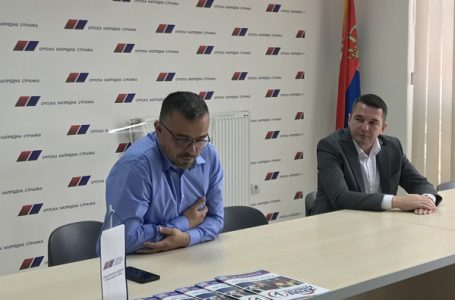 Branislav Nedimović posetio OO SNS u Gornjem Milanovcu