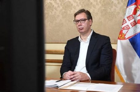Vučić: Vlada danas uvodi nove mere, moratorijum na kredite, minimalci…