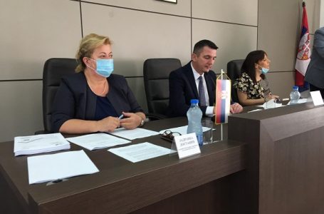 Kovačević: Skraćeno radno vreme ugostiteljskih objekata nije hir ni lokalnih vlasti, ni Kriznog štaba, već poštovanje odluka Vlade Republike Srbije