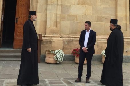 Kovačević: Najbolje rešenje za pomoć oslikavanja naći ćemo sa Privrednim savetom i Klubom privrednika