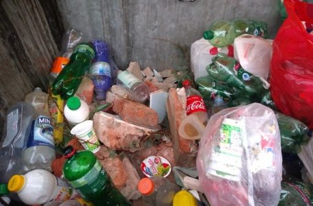 JKP apeluje da se šut na baca u kontejnere