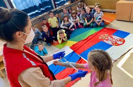 Mališani PU „Sunce“ učili da pruže prvu pomoć