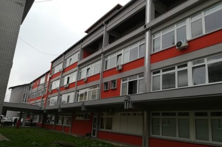 Šutić: U kovid odeljenjima milanovačke bolnice 53 pacijenta, jedna osoba preminula