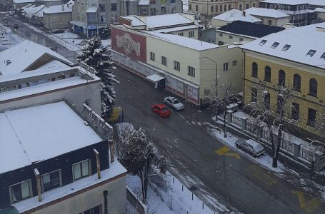 Februar na severu počinje ledenom kišom, na jugu skoro proleće