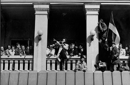 Godišnjica demonstracija 9. marta – šta se i koliko promenilo za 32 godine