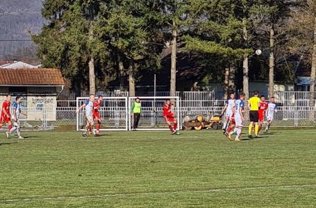 FK Takovo: Besprekorna borbenost