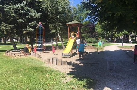 Gornjem Milanovcu sredstva iz Budžetskog fonda za rekonstrukciju dečjeg igrališta