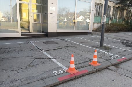 Dveri GM: Maltretiranje pešaka