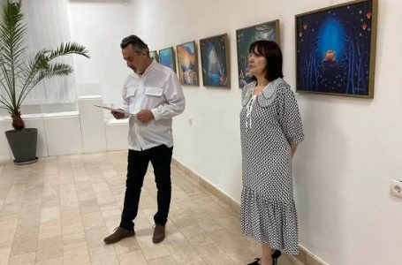 Predstavljena izložba „Na čudesno te vodim mesto“