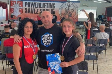 Milanovčanke Marija Polomac i Bojana Vujadinović državne prvakinje u powerlifting disciplini benč pres