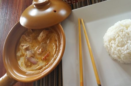 Piletina u belom sosu