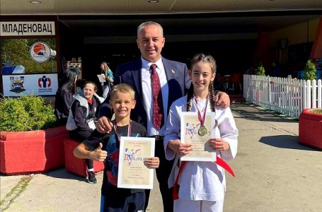 Dve zlatne medalje za KK Do Kan 