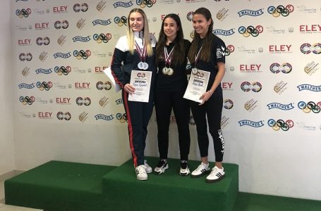Streljaštvo: Emilija Ponjavić rekordom do dva zlata