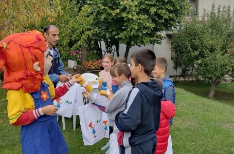 JKP: „Ljubica“ u akciji podele kesa