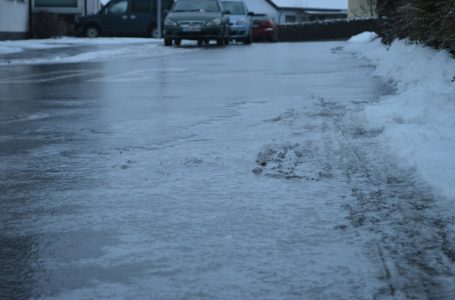 Na putevima moguća pojava poledice u jutarnjim časovima