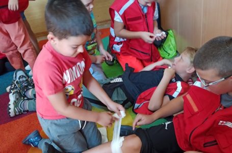 Crveni krst G. Milanovac u poseti PU „Sunce“
