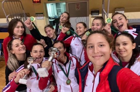 Pobeda odbojkašica „Takovo Zvezda Helios“ na turniru „Smederevska jesen“