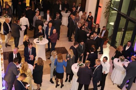 Predsednik opštine upriličio novogodišnji koktel za privrednike (+FOTO)