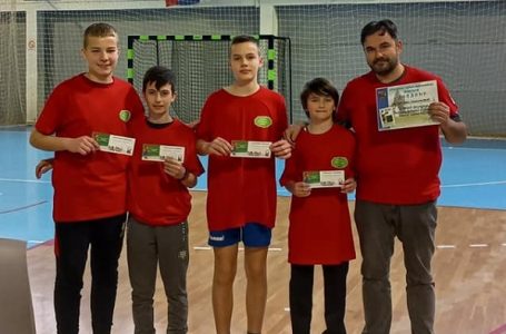 Četvrta osnovna pobednik eko-kviza „Prljavo ili čisto – nije isto”