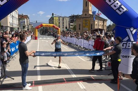 Strahinja Trakić pobednik trke „Takovski ustanak 2023“