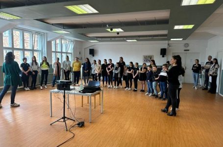 Etnomuzikolog Ivana Todorović predstavila srpsko tradicionalno pevanje na Muzičkim radionicama u Berlinu