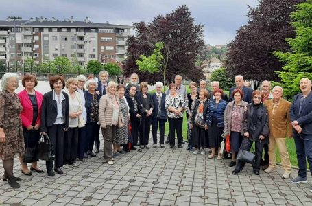 60. matura prve generacije Ekonomske škole (EŠ)