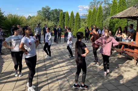 Gornji Milanovac domaćin kampa za mlade predstavnike kulturno-umetničkih društava iz dijaspore