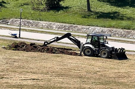 Radovi na Ivicama – početak izgradnje dečjeg parka i igrališta