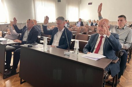 Opštinsko veće: Usvojen predlog Rešenja o raspisivanju Javnog poziva za sufinansiranje mera energetske sanacije porodičnih kuća i stanova