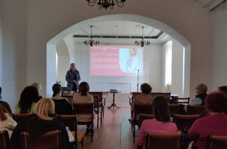 SOS Dečje selo Kraljevo: Program podrške trudnicama i porodiljama koje nemaju podršku partnera ili porodice