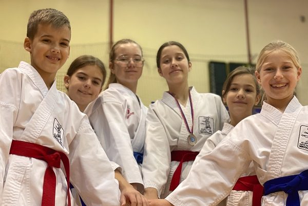 Dva zlata i srebro na Kupu Srbije za karate klub “Milanovac”