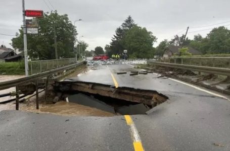 Potpuna obustava saobraćaja od Mrčajevaca do Kraljeva