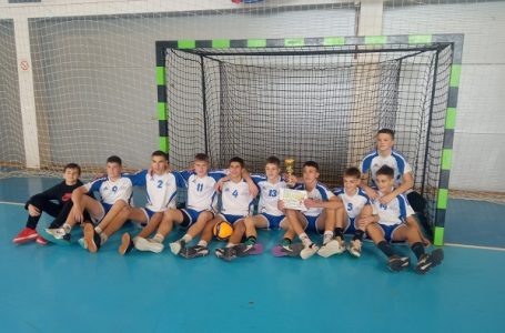 Opštinsko takmičenje u odbojci sa osnovce