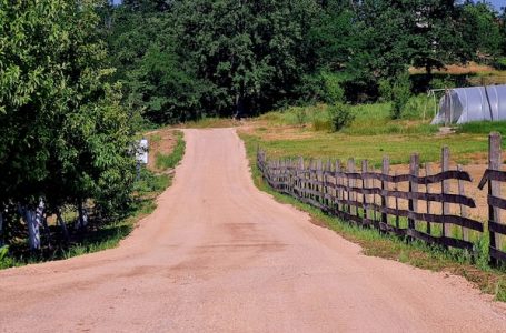 Kabinet predsednika opštine: Dobra putna infrastruktura preduslov za kvalitetniji život meštana Jablanice