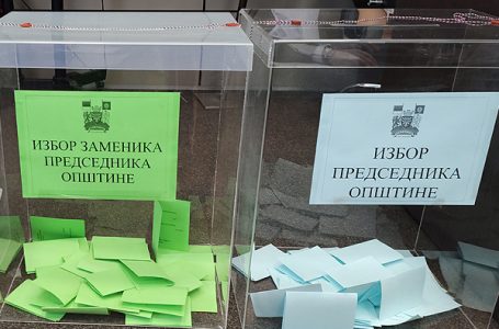 Skupštinska većina prihvatila predlog da Dejan Kovačević dobije još jedan mandat predsednika opštine (+FOTO)
