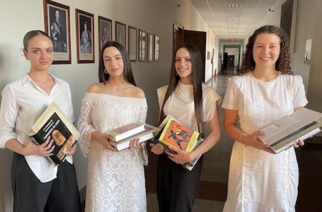 Dodeljene diplome najboljim gimnazijalcima, đak generacije Jana Savić