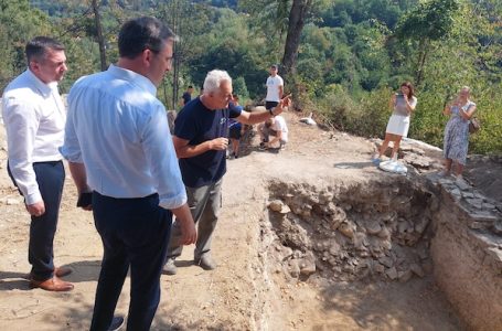 Ministar kulture obišao arheološka istraživanja na Rudniku