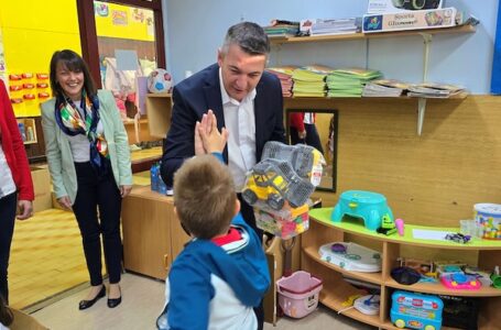 PU „Sunce“ dobila donaciju od predsednika opštine Gornji Milanovac i firme „Mišković“