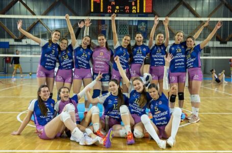 Odbojkašice ostvarile veliku pobedu na domaćem terenu – Odbojkaši bez bodova