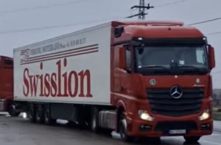 „Swislion Takovo“: Osuđujemo nastup našeg zaposlenog u Vršcu, koji je ometao čin podrške studentima