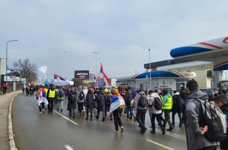 Krenuli užički, čačanski i milanovački studenti put Kragujevca (VIDEO/FOTO)