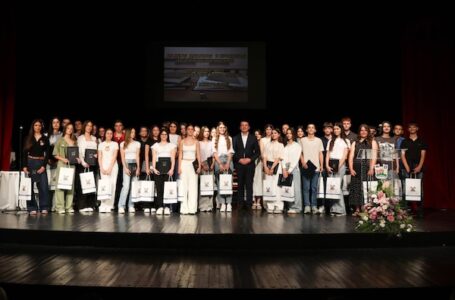 Uručene nagrade i priznanja najboljim učenicima opštine Gornji Milanovac