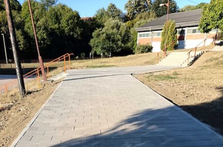 Kabinet predsednika opštine: Završeno stepenište ispred OŠ „Sveti Sava“