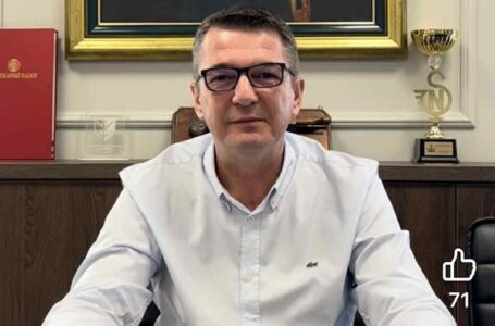 Kovačević: Opština Gornji Milanovac počela isplatu 10.000 dinara za udžbenike i školski pribor