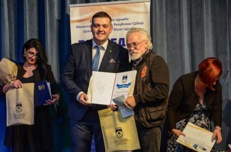 Branku Kneževiću dodeljeno priznanje za glumu na 54. FEDRAS-u