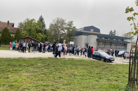 U pet milanovačkih škola jutros dojave o bombama